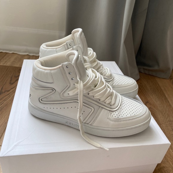 Celine Sneakers woman size 36 ( fits small) so regular 37 like new!!! - Picture 2 of 16